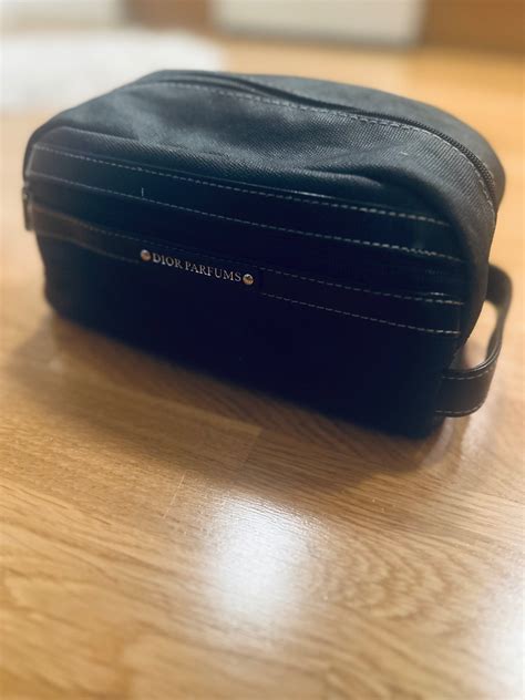 dior necessär gåva
